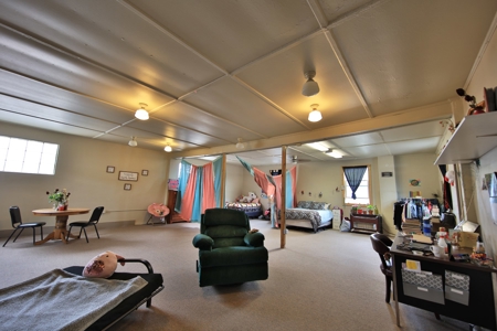 Turn Key Income Producing Liquor Store with Living Quarters - image 13