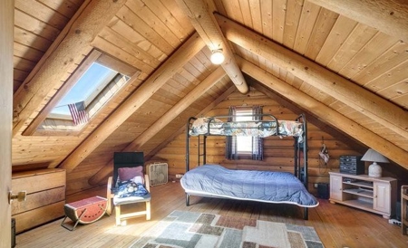 Quintessential Log Cabin - image 18