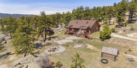 Quintessential Log Cabin - image 27