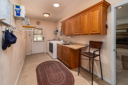 COUNTRY HOME FOR SALE ON 10 ACRES - Trenton, Gilchrist Co FL - image 21