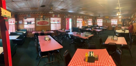 Apple Barrel Restaurant For Sale In Winona, Missouri - image 3
