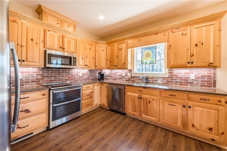 Country Home for sale in Pickens County - image 13