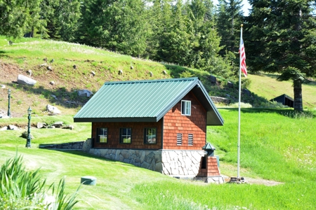 United Country Michael Krieg Montana Mountain Lakeside Home - image 27