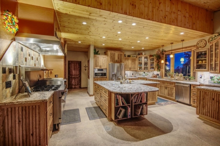 Colorado Mountain Luxury Home for Sale on Acreage - image 30