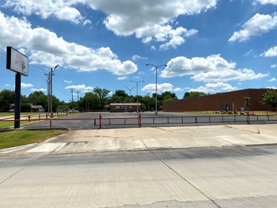Southern Oklahoma Commercial Location On High Traffic Hwy 77 - image 37