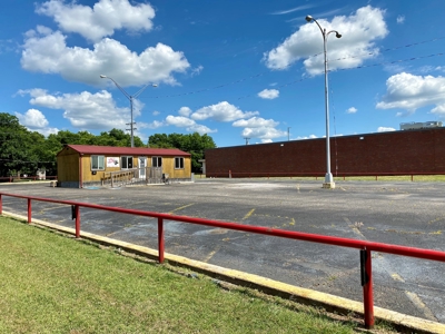 Southern Oklahoma Commercial Location On High Traffic Hwy 77 - image 26