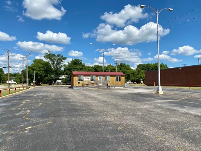 Southern Oklahoma Commercial Location On High Traffic Hwy 77 - image 29