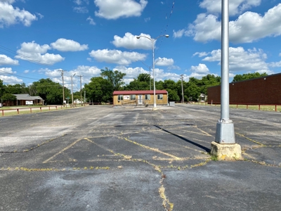 Southern Oklahoma Commercial Location On High Traffic Hwy 77 - image 30