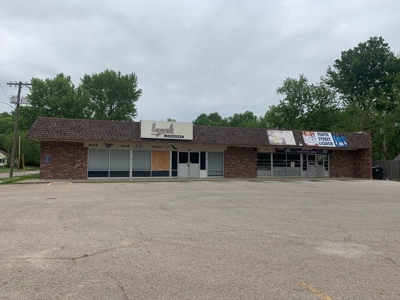 Commercial multipurpose building - image 1