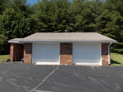 Home and Acreage for Sale in Riner VA - image 5