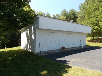 Home and Acreage for Sale in Riner VA - image 7