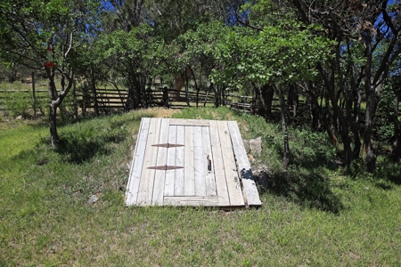 Historic Home, Acreage with Irrigation for Sale in Colorado - image 15