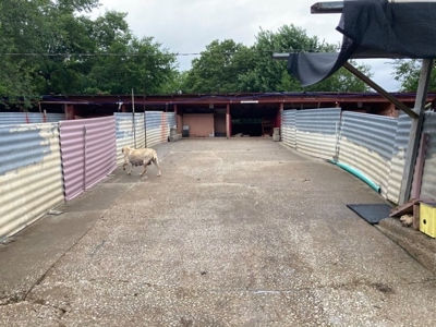 For Sale Turn Key Business On 26 Acres - image 17