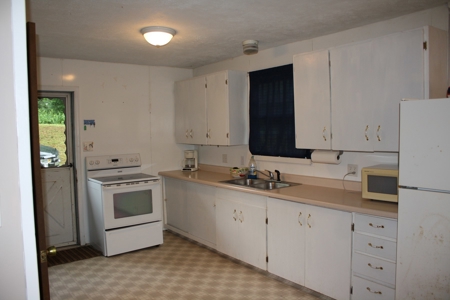 MO Cabin For Sale - image 16