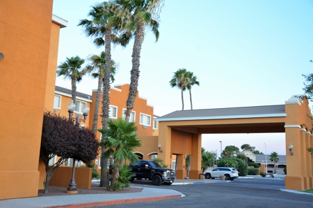 United Country Michael Krieg Hotel for sale in Arizona - image 27