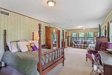 East Texas Private Oasis - Stocked Lake - 28 + Wooded Acres - image 41