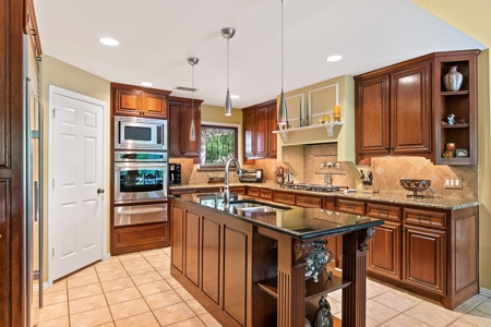 East Texas Private Oasis - Stocked Lake - 28 + Wooded Acres - image 27