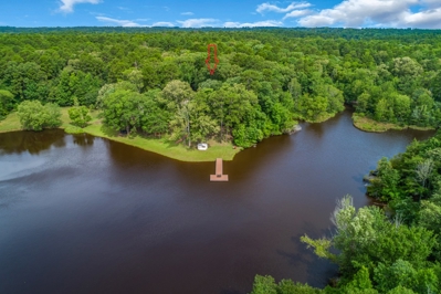 East Texas Private Oasis - Stocked Lake - 28 + Wooded Acres