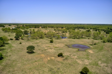 Land for Sale with Fishing Ponds Lincoln County Oklahoma - image 2