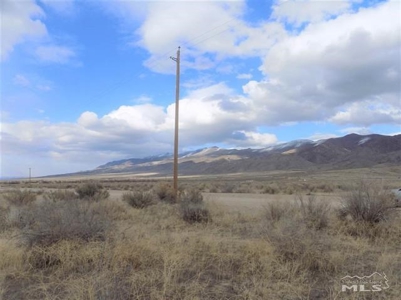 Residential Land in Humboldt River Ranch Association - image 1