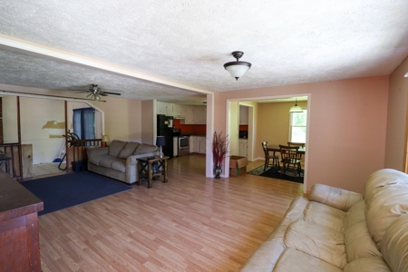 Potential Rental Property for Sale in Hillsville VA! - image 7