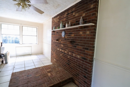 Potential Rental Property for Sale in Hillsville VA! - image 9
