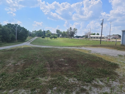 Commercial Buildings For Sale in Centerville, IA - image 3
