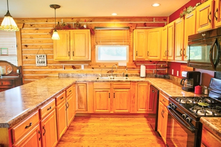 Ranch in Cabool, MO Nestled in the National Forest - 318 Ac. - image 28