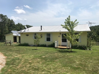 Off the Grid Home on Acreage Near Bull Shoals Lake for Sale - image 19