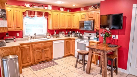 4000 Square Foot Brick Home On 3 Acres - image 21