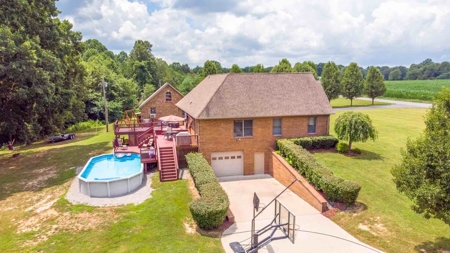 4000 Square Foot Brick Home On 3 Acres - image 6
