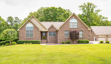 4000 Square Foot Brick Home On 3 Acres - image 7