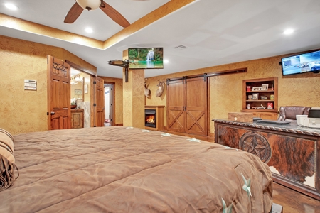 Large Country Home On Acreage With Multiple Shops - image 28