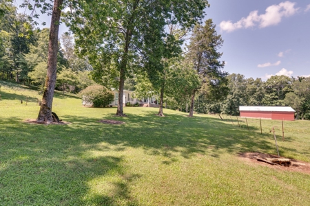 Tennessee Mini-Farm with Acreage & Hay Barn for Sale - image 10