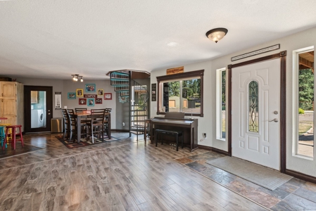 North Idaho Dream Home On Nearly 11 Acres In Cougar Gulch - image 5