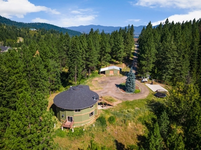 North Idaho Dream Home On Nearly 11 Acres In Cougar Gulch - image 45
