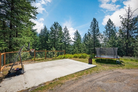 North Idaho Dream Home On Nearly 11 Acres In Cougar Gulch - image 33