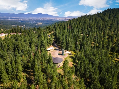 North Idaho Dream Home On Nearly 11 Acres In Cougar Gulch - image 41