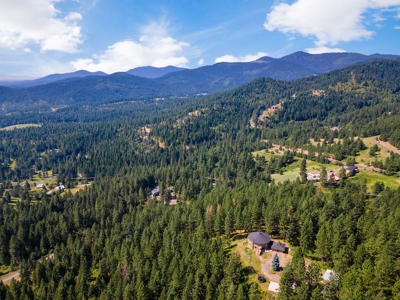 North Idaho Dream Home On Nearly 11 Acres In Cougar Gulch - image 47