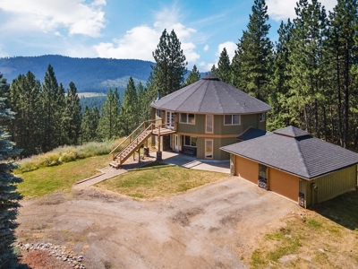 North Idaho Dream Home On Nearly 11 Acres In Cougar Gulch - image 39