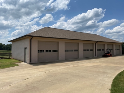 Private Luxury Farm For Sale in Tennessee with Lake - image 21