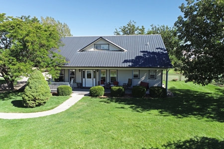 Hobby Farm with Orchard, Workshop, Home For Sale in Colorado - image 3