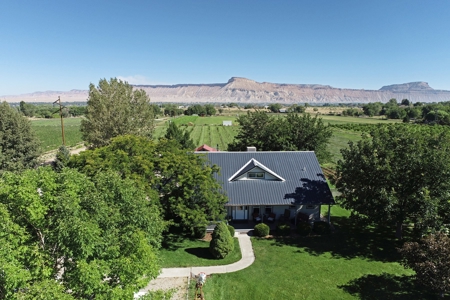 Hobby Farm with Orchard, Workshop, Home For Sale in Colorado - image 2