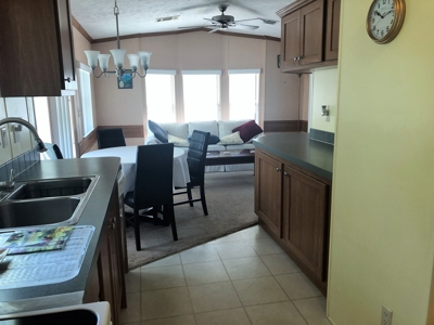1/2 Mobile Home, 55+ Rv Resort Community, Central Florida - image 11