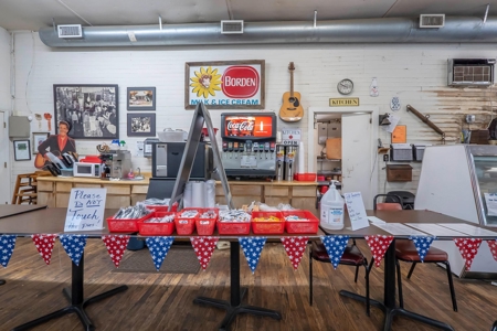 Country Store and Diner For Sale in Middle Tennessee - image 23