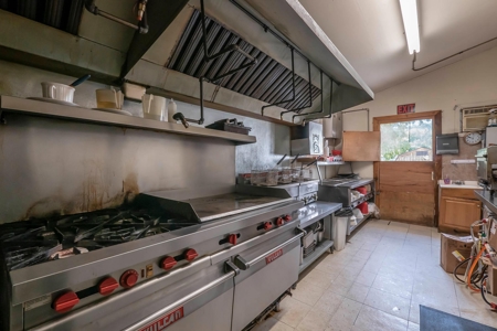 Country Store and Diner For Sale in Middle Tennessee - image 34