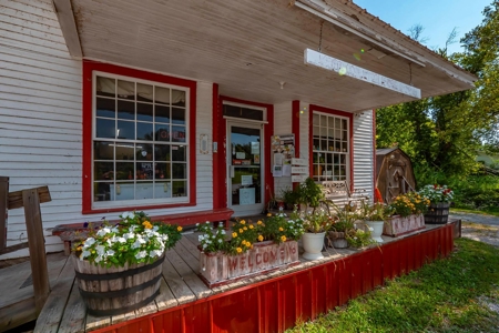 Country Store and Diner For Sale in Middle Tennessee - image 5