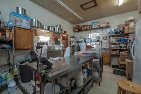 Country Store and Diner For Sale in Middle Tennessee - image 35