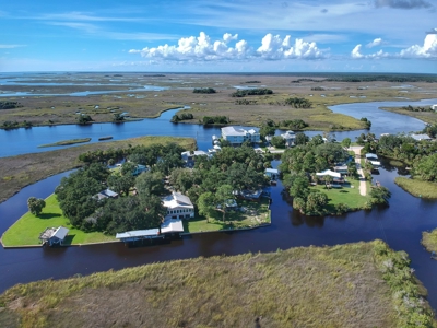 Waterfront Home - image 42