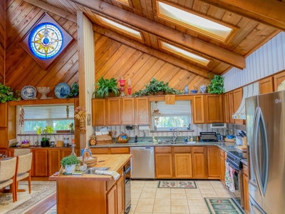 Waterfront Home - image 6